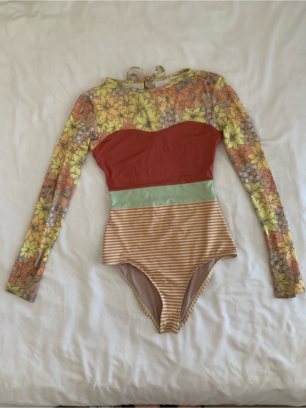 EUC Seea Hermosa Long Sleeve Surf Suit Neo Floral Stripe Estimated Small